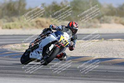 media/Nov-01-2025-CVMA (Sat) [[fc0f7531b8]]/Race 4-500-400-350 Supersport/